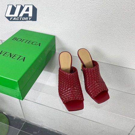 Bottega Veneta Red Intrecciato Curve Heeled Sandals 34-41