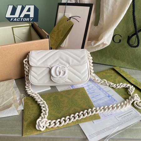 Gucci Gg Marmont Super Mini Bag