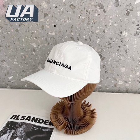 Balenciaga Logo Cap White/Black