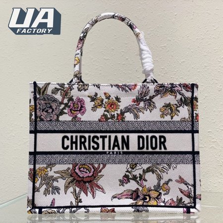 Dior Medium Dior Tote Bag Embroidered