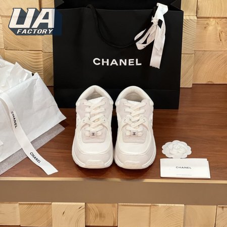 Women Chanel Trainers