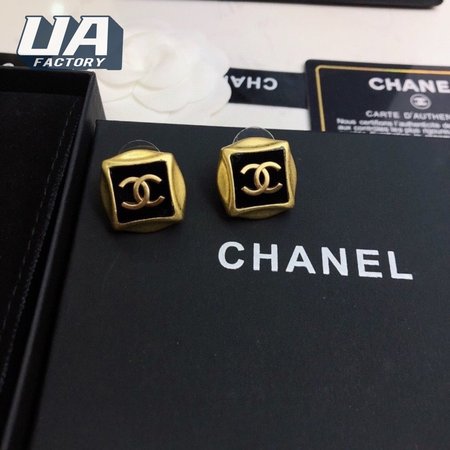 Chanel CC Square Clip Earrings