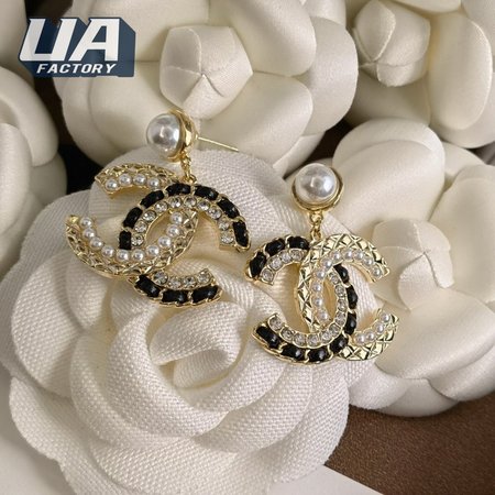 Chanel Pearl CC Earrings