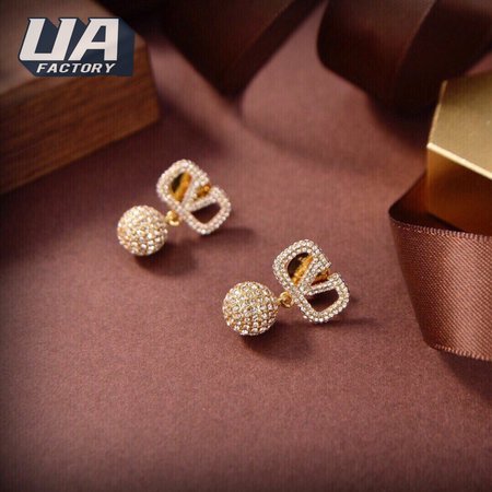 Valentino Garavani Embellished Pendant Earrings