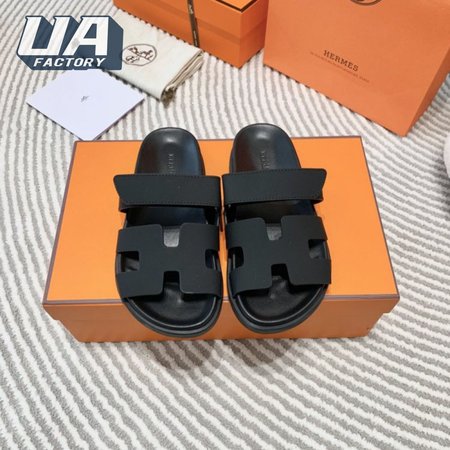 Women Hermes Authenticated Chypre Sandal Suede
