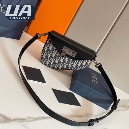 Dior Shoulder Bag