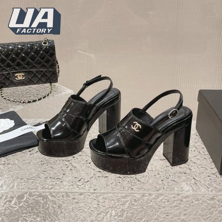 Chanel Sandal Patent Crumpled Lambskin Black