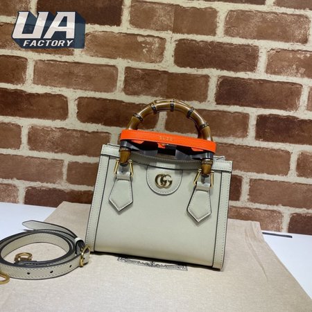 Gucci Diana Mini Tote Bag
