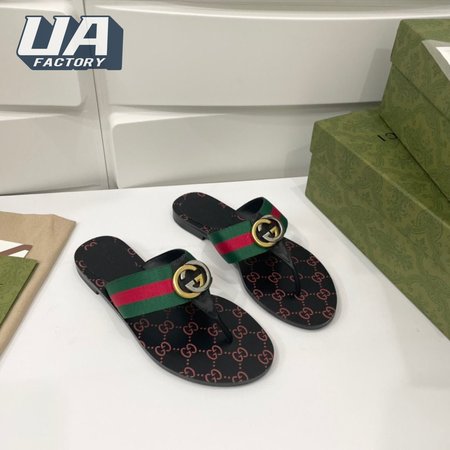 Gucci GG Thong Web Sandal