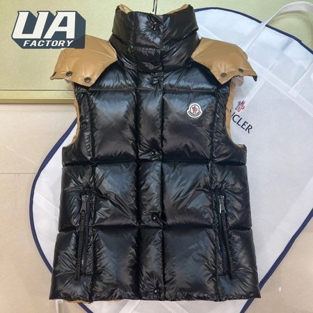 Moncler Down Vest Luzule In Black