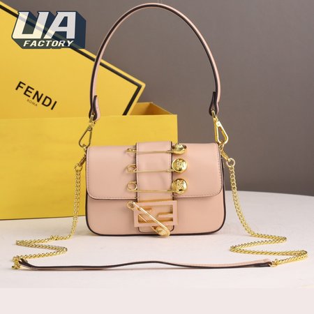 Fendi Baguette 8948