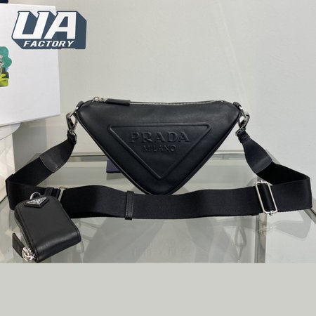 Prada Triangle 1BH190