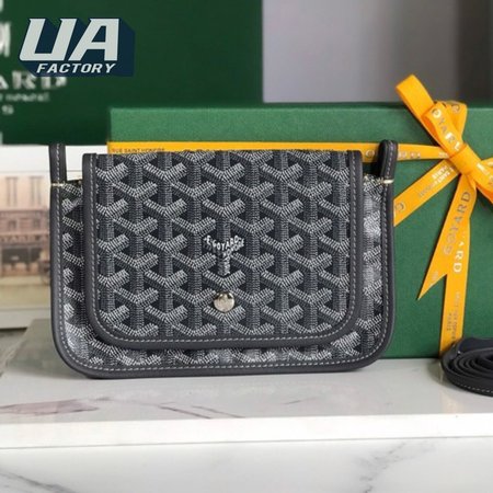 Goyard Alto Plumet