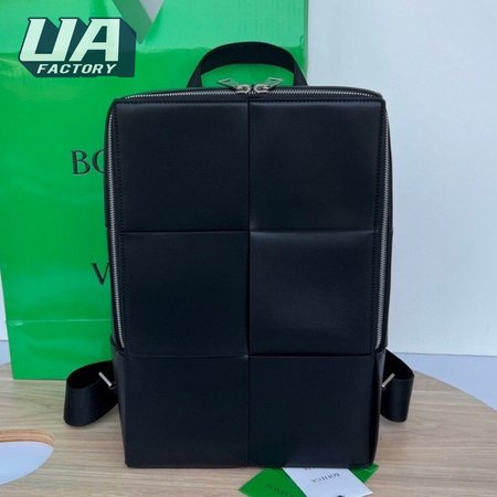 Bottega Veneta Arco Backpack Black 18480