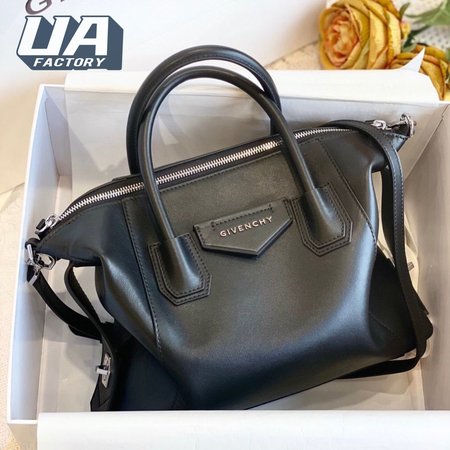 Givenchy Antigona Bag Black