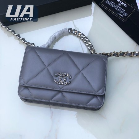 Chanel 19 Bag woc 0957