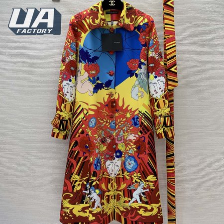 Dolce & Gabbana Cupid-Print Button-Down Lapel Slim-Fit Trench Coat