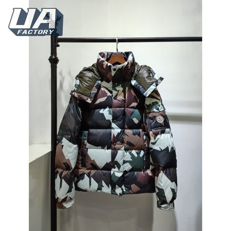 Moncler Mosa Short Down Jacket