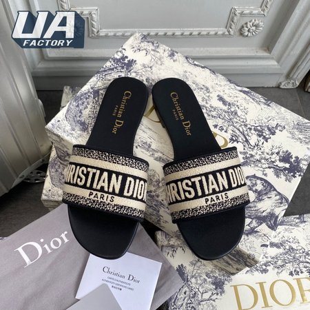 Dior Dway Slide 35-40